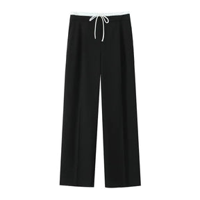 Calça Pantalona: Conforto e Sofisticação em Tecido Leve