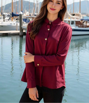 Camisa Vinho com Botões Dourados