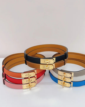 Cinto Couro H - com fecho dourado Com regulagem