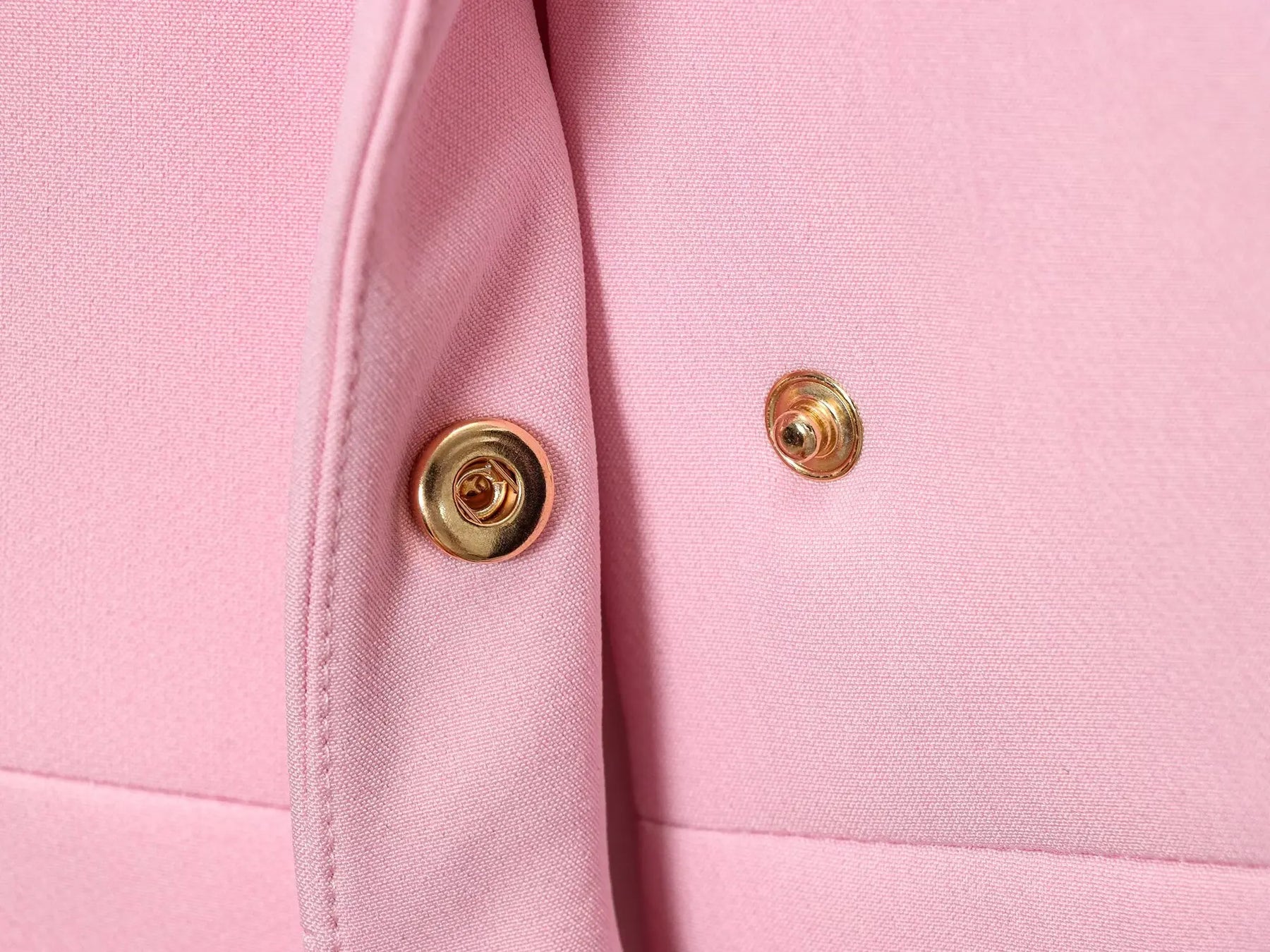 Colete Sem Mangas com Saia Curta ou Calça Flare, Estilo Moderno e Minimalista