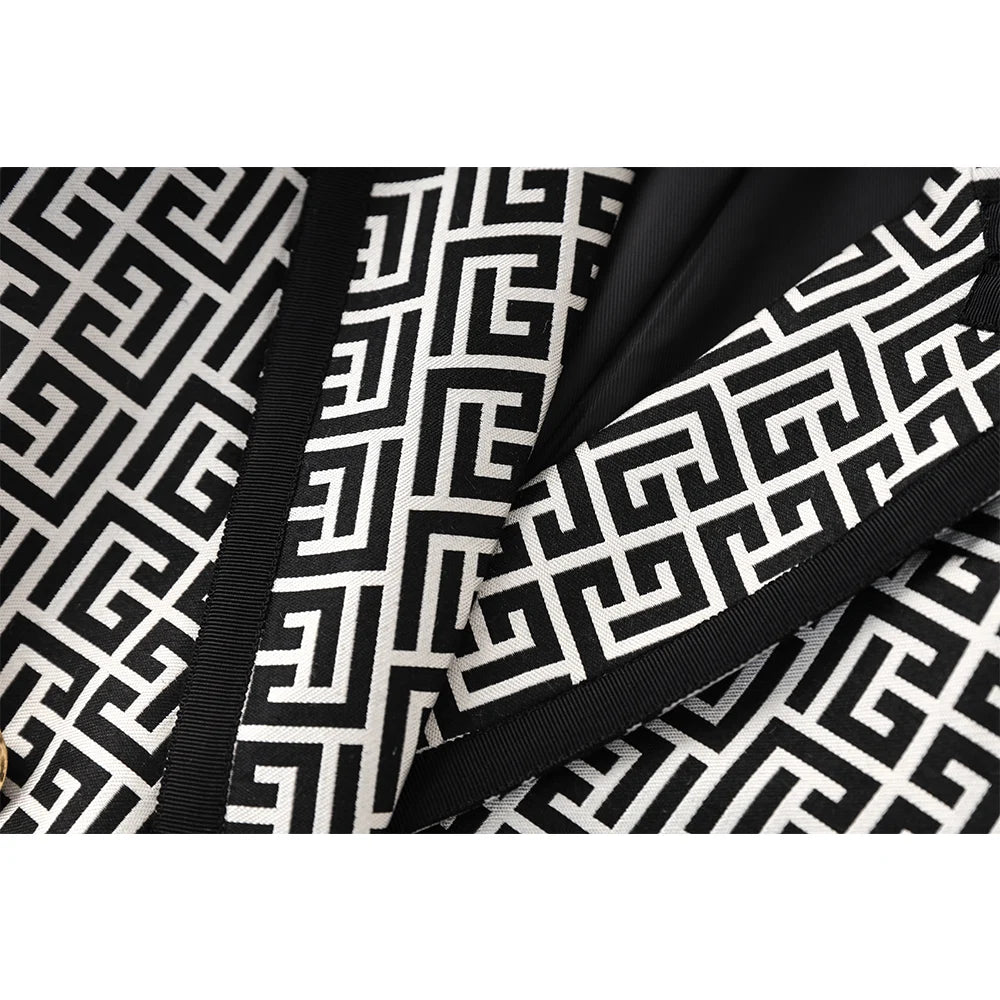 Blazer Com monograma alongado