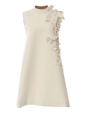 Vestido Alfaiataria com detalhe em flores