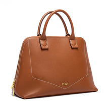 Bolsa CHCH Estruturada de Ombro com Amplo Espaço Interno e Acabamento Sofisticado