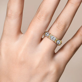 Anel Cravejado com Zircônias e Prata S925 – Elegância e Sofisticação