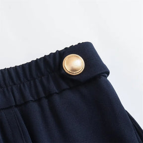 Conjunto Elegante – Blazer Curto com Botões Decorativos e Calça Pantalona