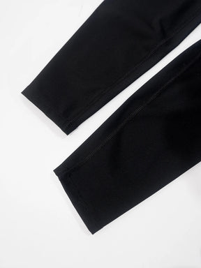 Conjunto Esportivo Feminino com Zíper Dourado e Calça Modeladora
