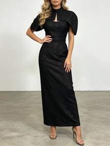 Conjunto Elegante em Tweed e Vestido Longo Escultural