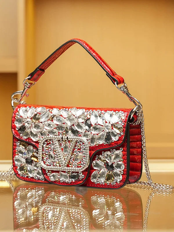 Bolsa Clutch Elegante com Pedrarias Bordadas à Mão