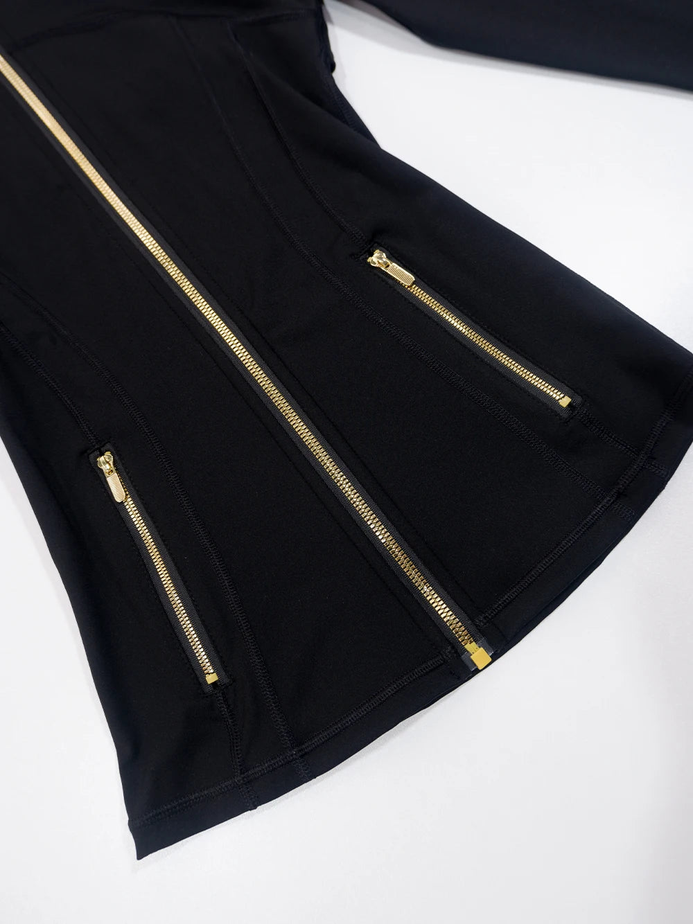 Conjunto Esportivo Feminino com Zíper Dourado e Calça Modeladora