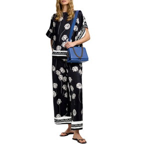 Conjunto CHCH – Elegância Vintage em Duas Peças Leves e Sofisticadas