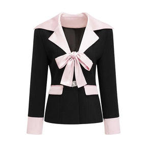 Conjunto Elegante – Blazer com Laço e Saia Mini A-Line