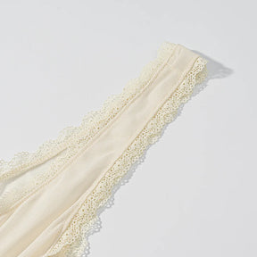 Top Modelo Escultural com Drapeado Delicado e Decote em V – Silhueta Elegante e Ajuste Modelado