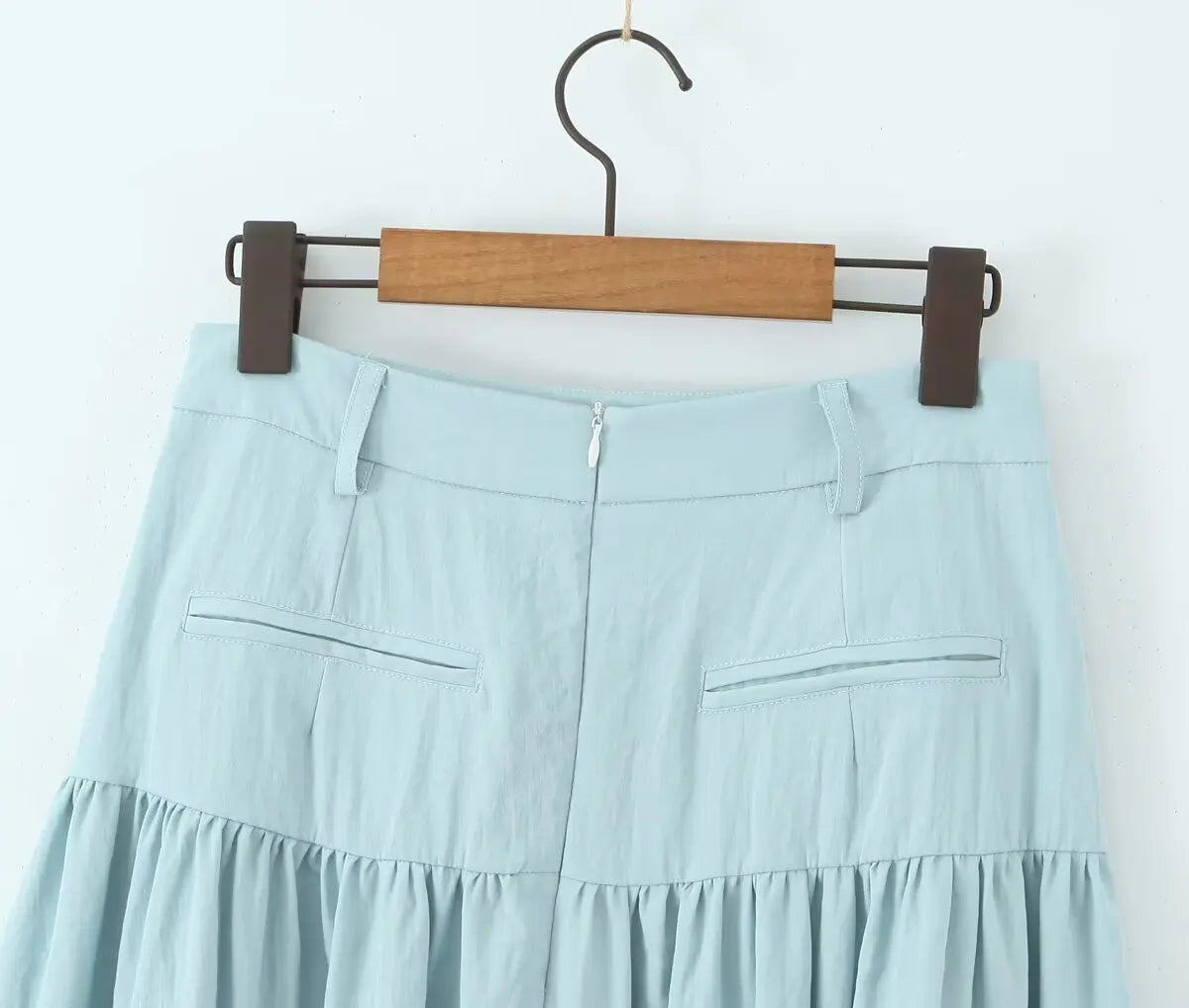 Conjunto – Colete Sem Mangas + Saia plissada com Bolsos