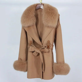 Casaco de Lã e Caxemira com Gola de Pele de Raposa