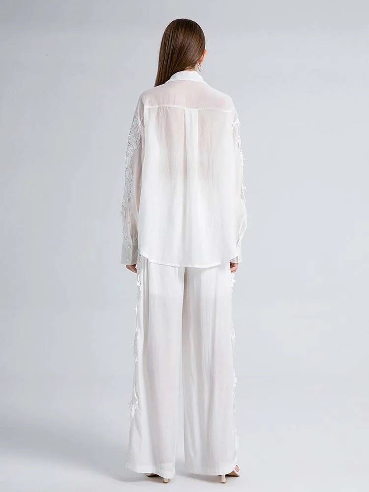 Conjunto bordado delicado - Calça e camisa