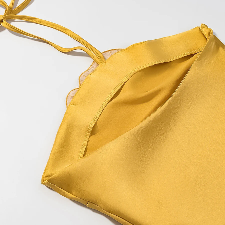 Vestido Longo Elegante com Detalhe de Flor Bordado a Mão