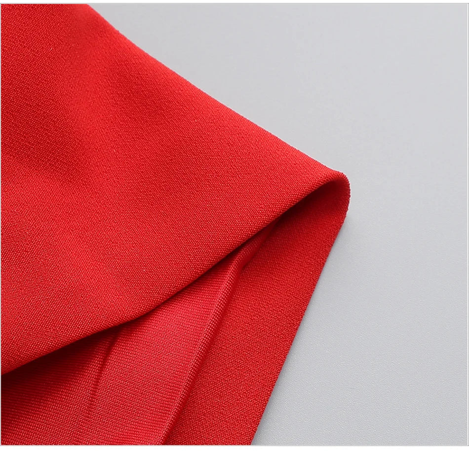 Vestido com Design Floral Volumoso