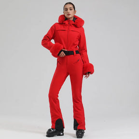 Macacão de Esqui Feminino GSOU SNOW – One Piece Slim, Impermeável, À Prova de Vento, Forrado e com Capuz de Pele