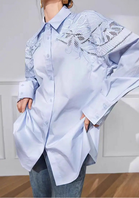 Camisa de Algodão Bordada com Flores e Recorte