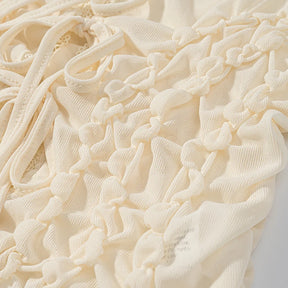 Top Modelo Escultural com Drapeado Delicado e Decote em V – Silhueta Elegante e Ajuste Modelado