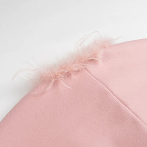 Casaco Longo Clássico: Elegância em Lã e Modelagem Ajustada