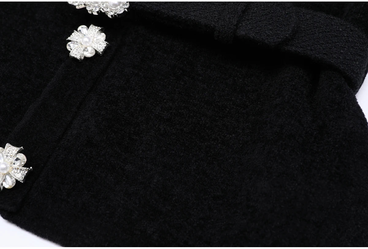 Conjunto Executivo Rosa: Casaco Estruturado e Saia Sereia Midi – Elegância