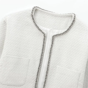 Conjunto Elegante Tweed com Cardigan Bordado em Strass e Saia de Cintura Alta