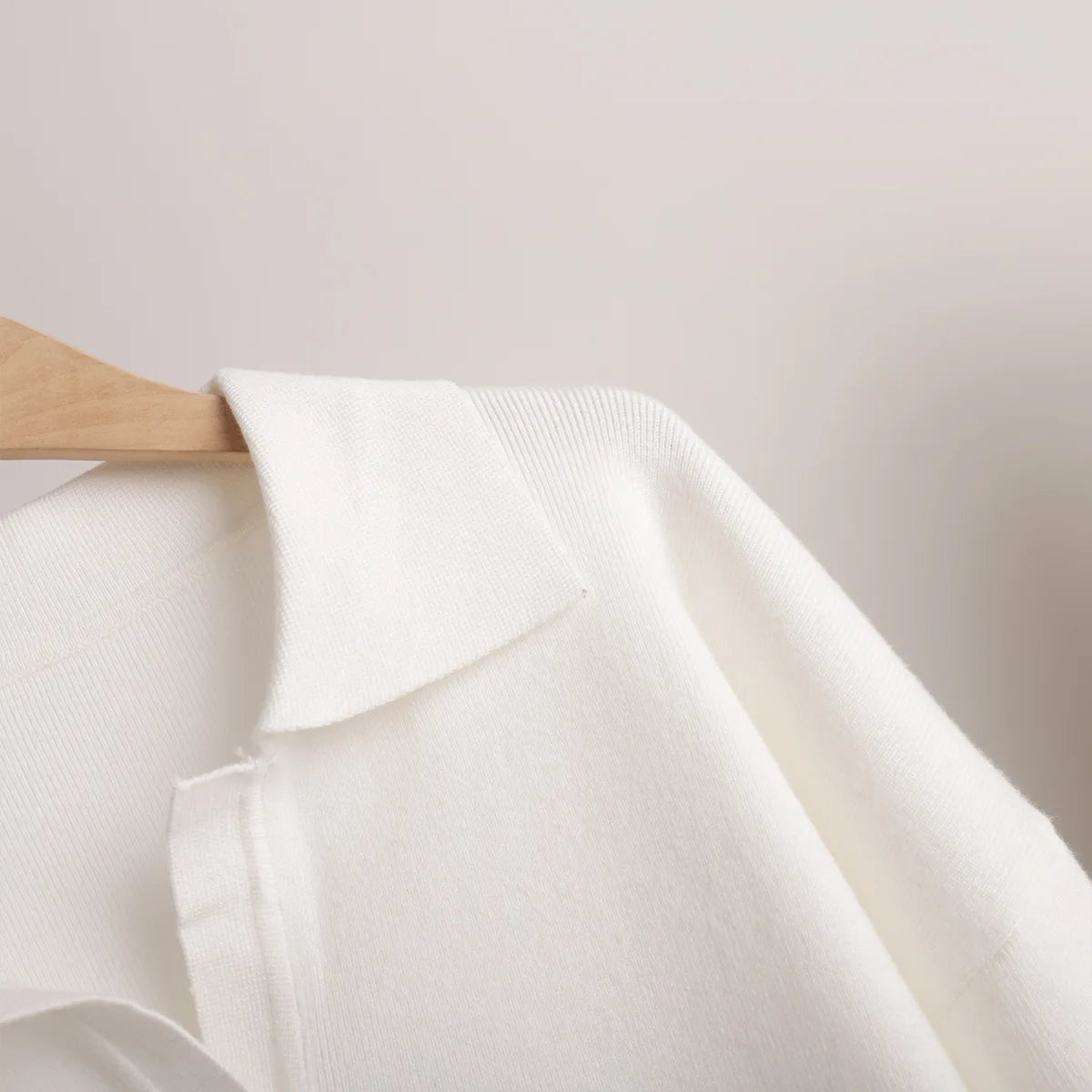 Conjunto Tricot – Suéter de Gola Alta e Calça Wide Leg em Malha Premium