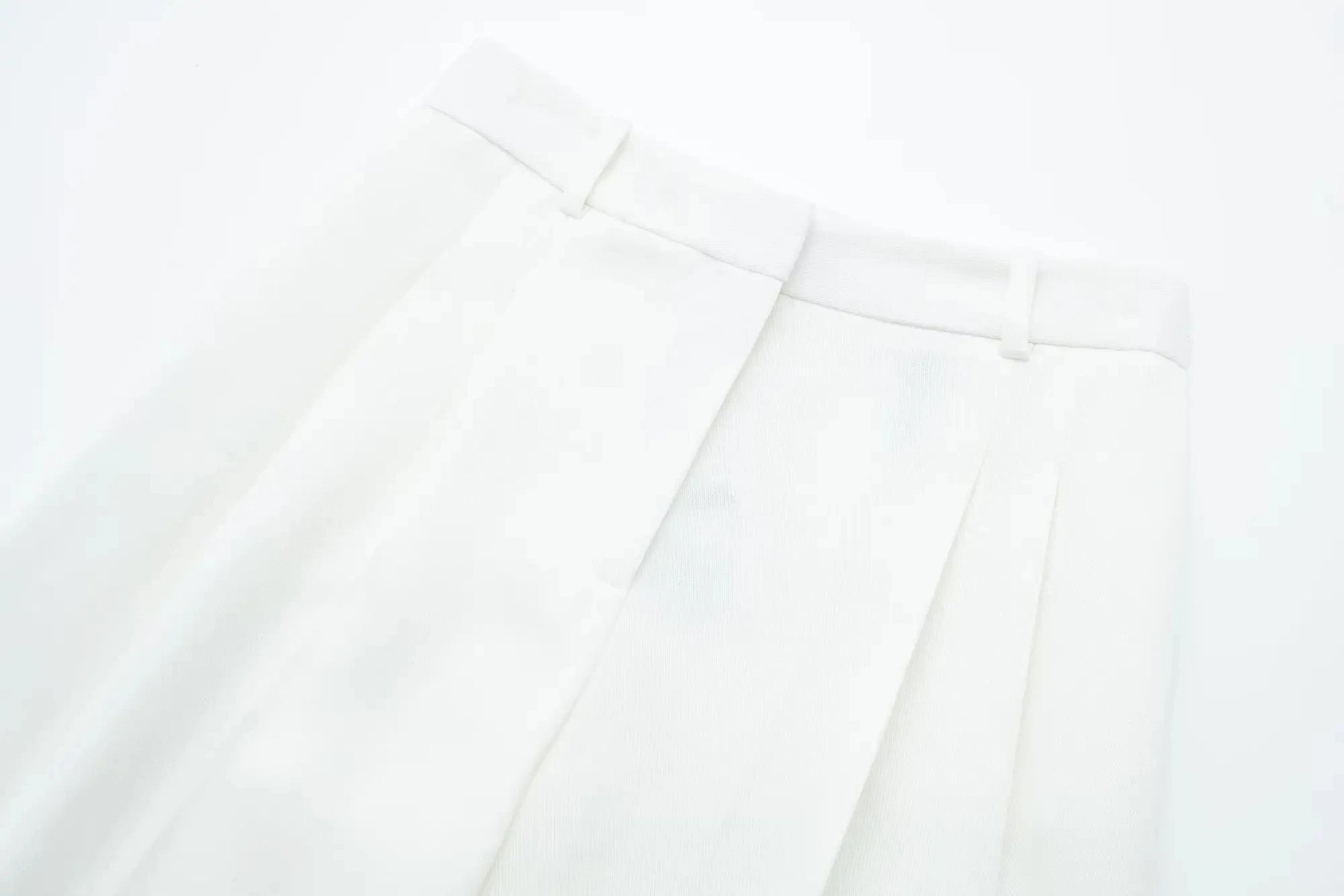 Conjunto Colete Halter Sem Mangas com Bolsos + Calça Pantalona Cintura Alta, Look Executivo Moderno