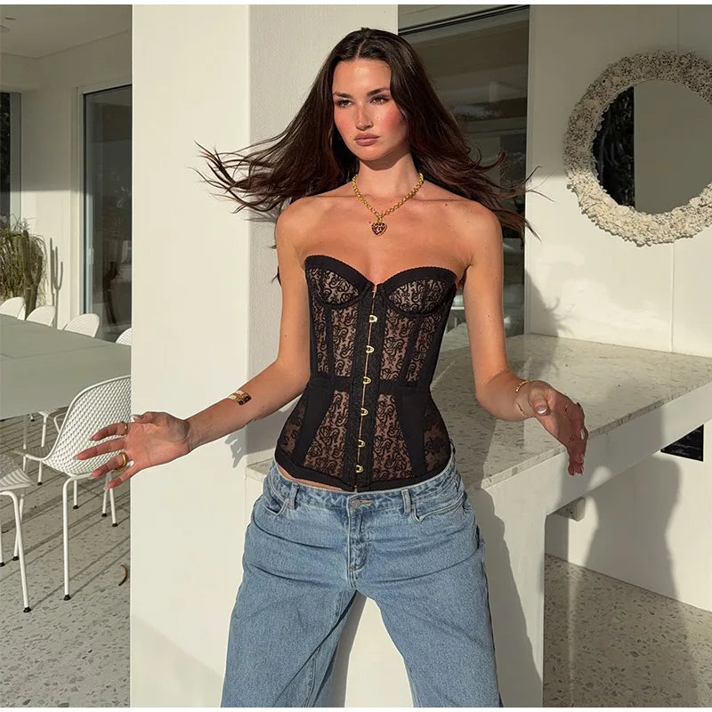 Corset Rendado Tomara que Caia Estruturado e Fecho Frontal