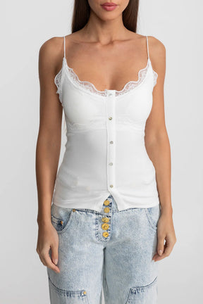 Camisete Harmonia com Renda Delicada e Caimento Ajustado