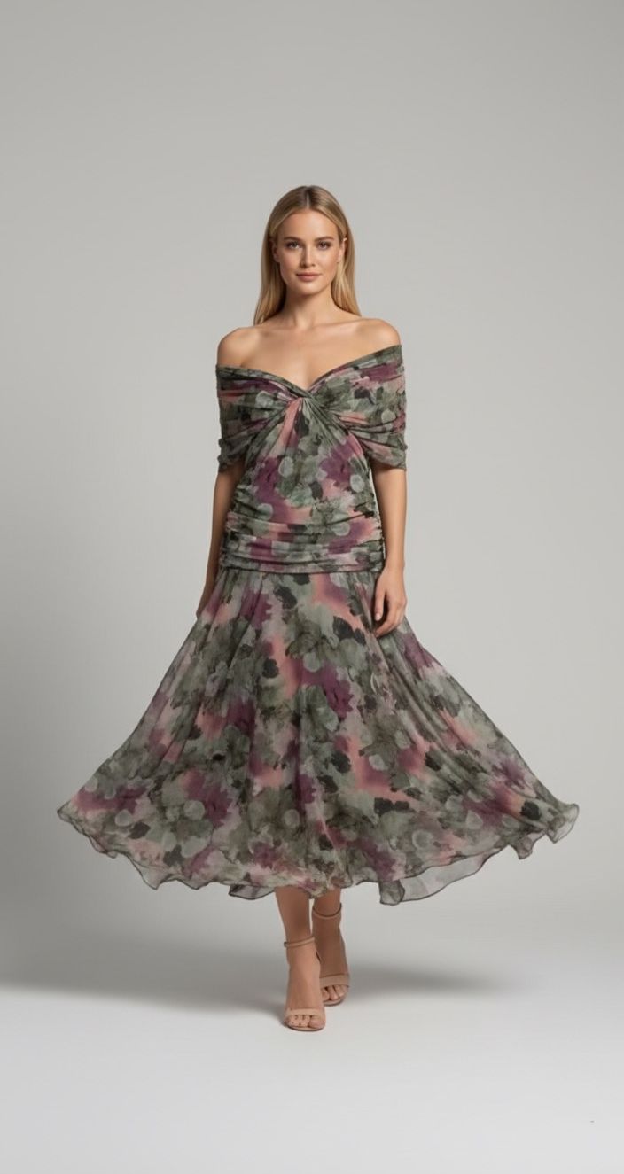 Vestido Estampa Floral, Cintura Alta e Manga Ampla