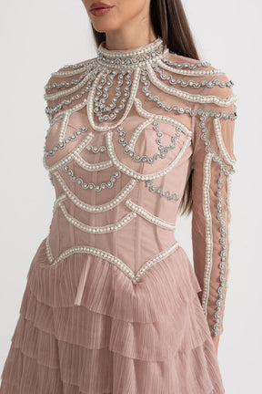 Vestido Longo - Luxo, com Bordado Feito à Mão e Saia em Camadas de Tule