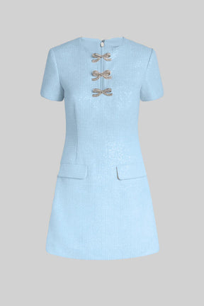 Vestido A-Linha com Laço e Pedrarias Bordadas à Mão – Elegância e Sofisticação