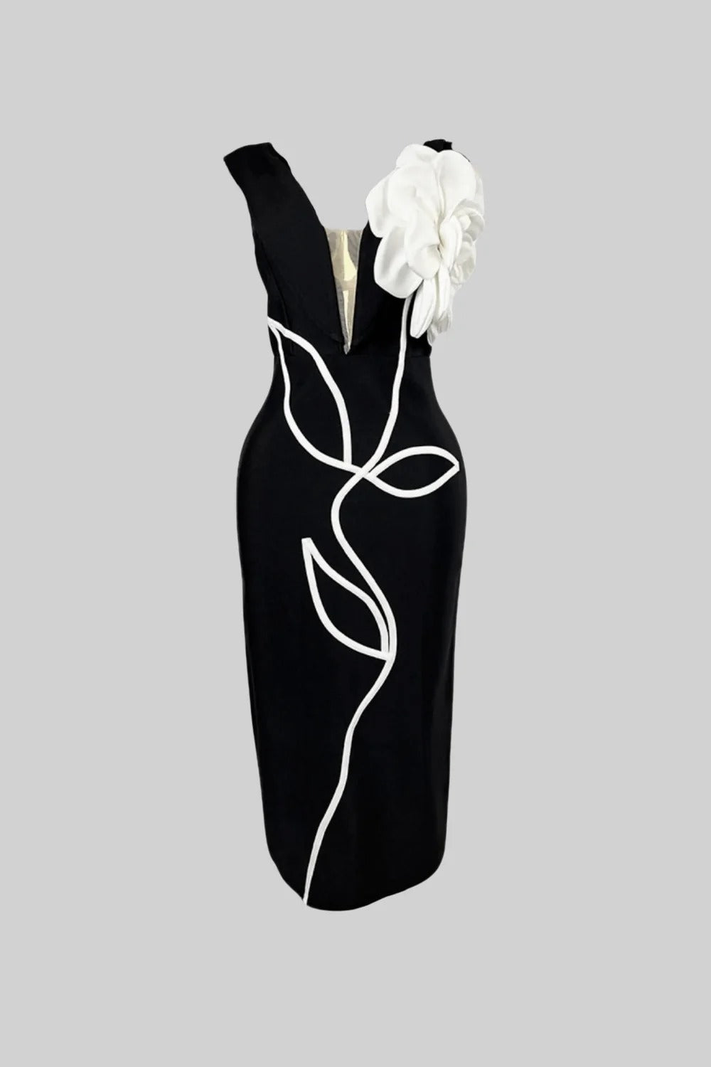 Vestido Longo Elegância Floral com Ombros à Mostra – Silhueta de Impacto