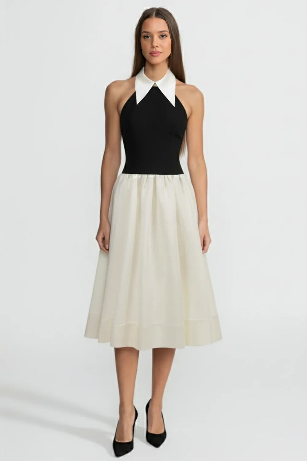 Vestido Longo Clássico com Lapela Estruturada e Silhueta A-Line