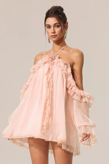 Vestido Ombro a Ombro com Flores Delicadas e Mangas em Babados