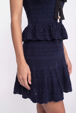 Vestido Míni de Alfaiataria Detalhe de Laço