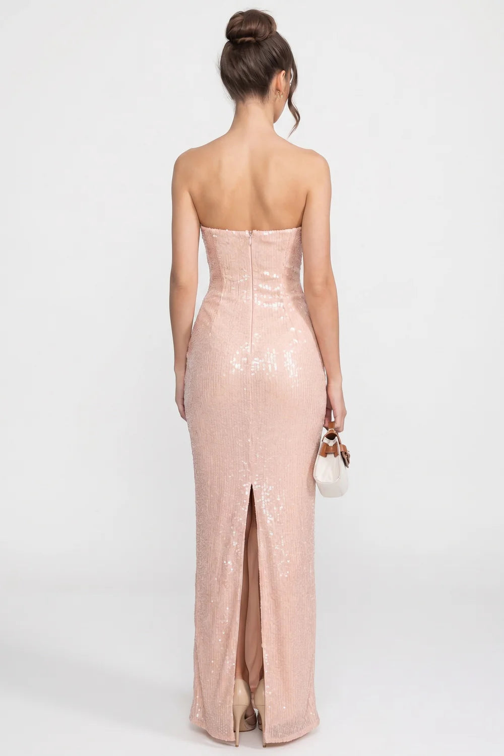 Vestido Brilho em Paetê e Modelagem Sereia