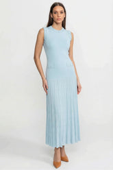 Vestido Midi em Tricô com Aplicações de Pérolas – Azul Serenity