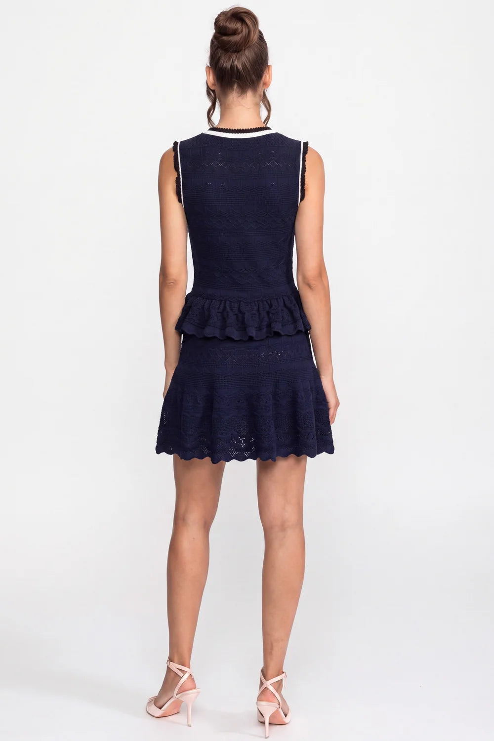 Vestido Míni de Alfaiataria Detalhe de Laço