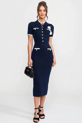 Vestido Midi Bicolor em Tricô com Aplicação de Flor Tridimensional