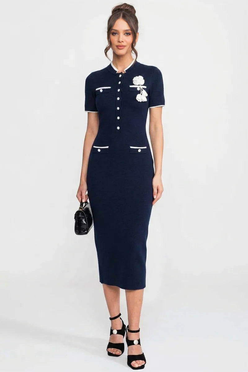 Vestido Midi Bicolor em Tricô com Aplicação de Flor Tridimensional