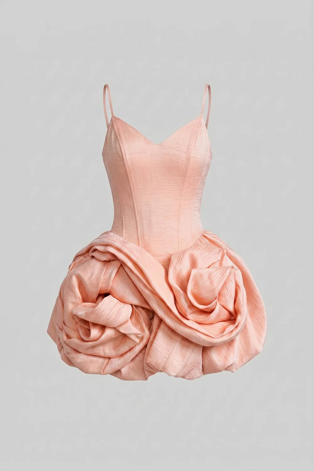 Vestido com Saia Estruturada e Detalhe de Flores na Barra