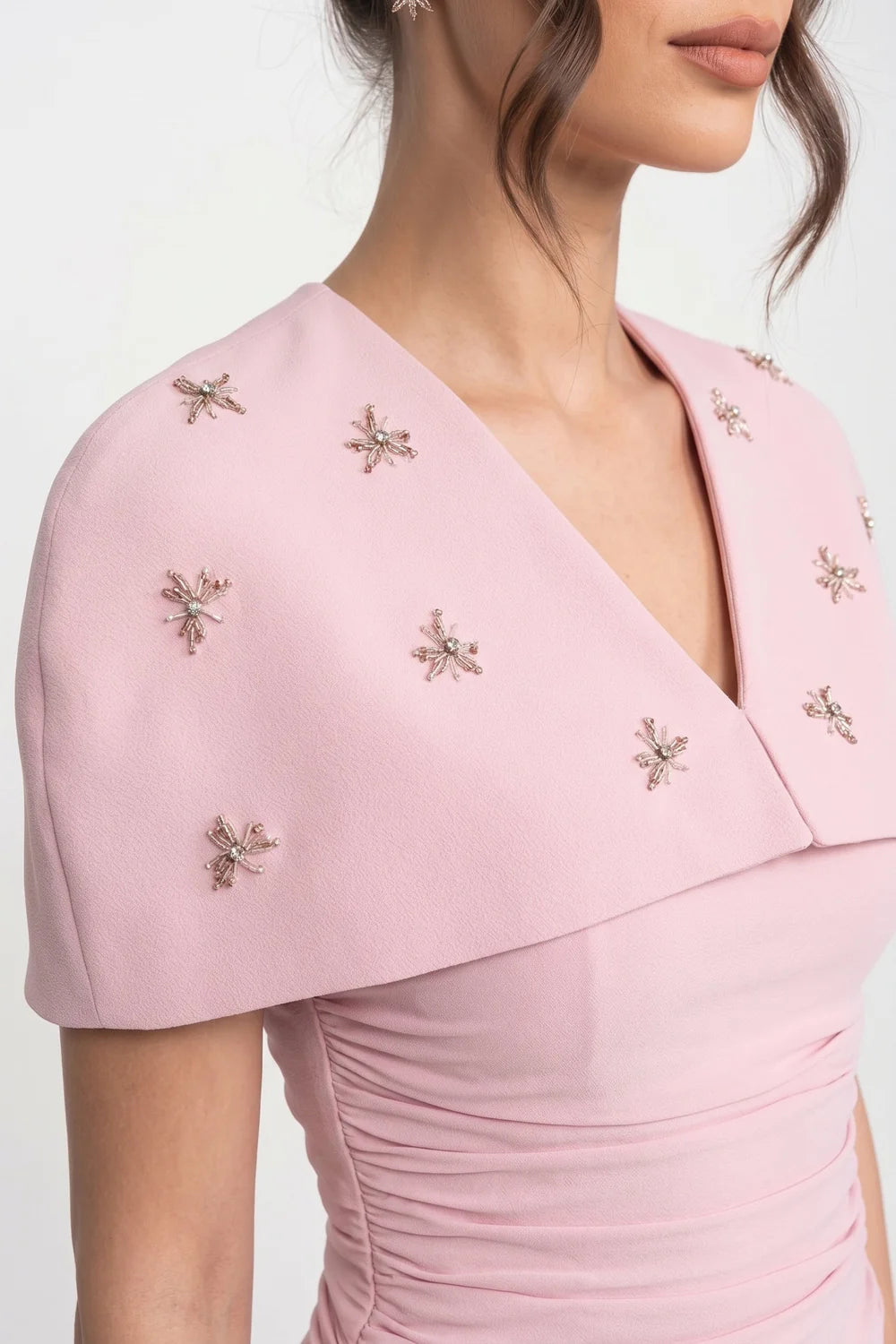 Conjunto Três Peças com Capa Fluida e Saia Longa