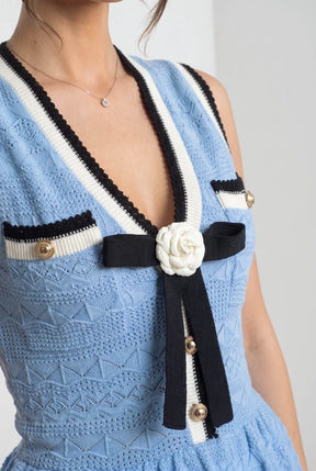 Vestido Míni de Alfaiataria Detalhe de Laço