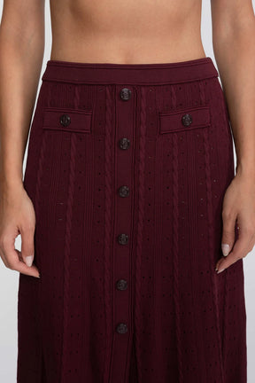 Conjunto Elegante em Tricot com Manga Curta e Saia