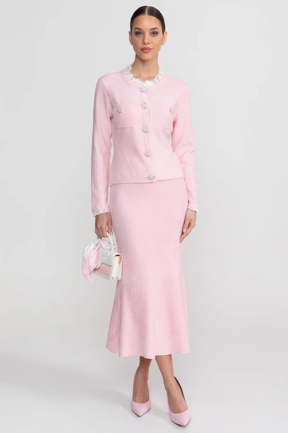 Conjunto Executivo Rosa: Casaco Estruturado e Saia Sereia Midi – Elegância