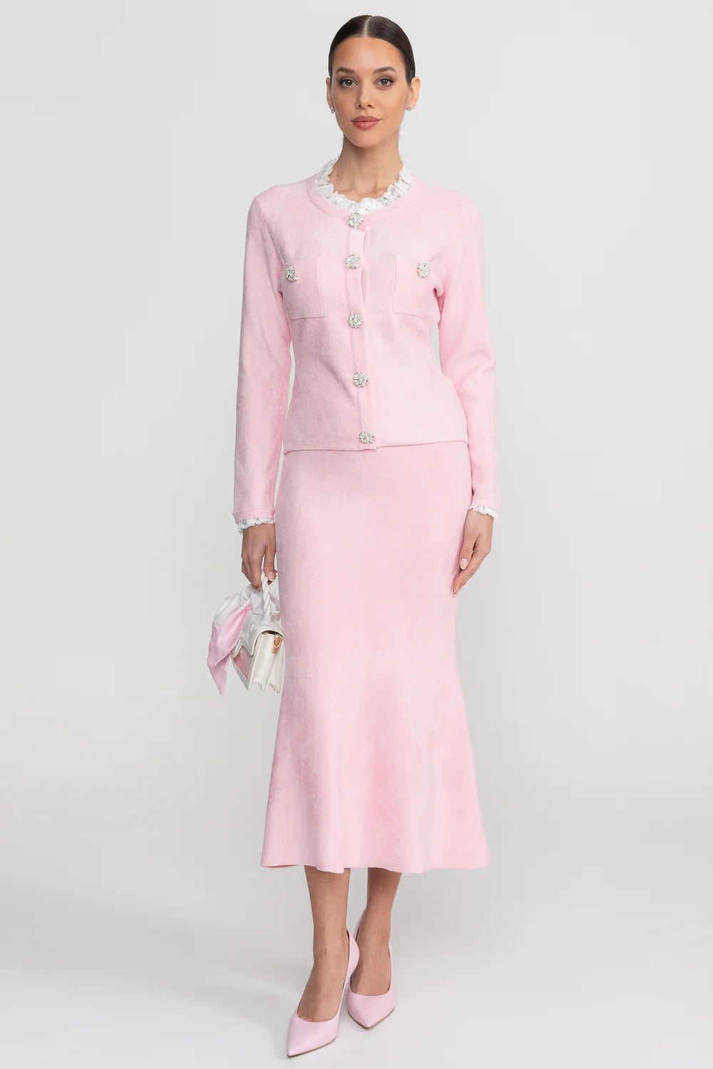 Conjunto Executivo Rosa: Casaco Estruturado e Saia Sereia Midi – Elegância