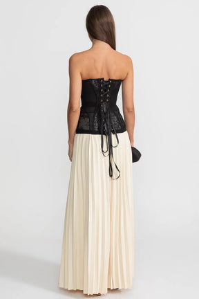 Corset Rendado Tomara que Caia Estruturado e Fecho Frontal